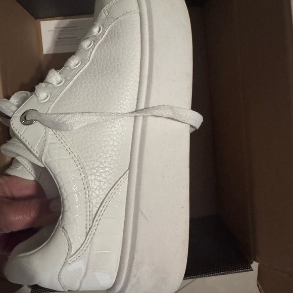 Michael Kors Classic White Lace-Up Sneakers - Picture 2 of 9